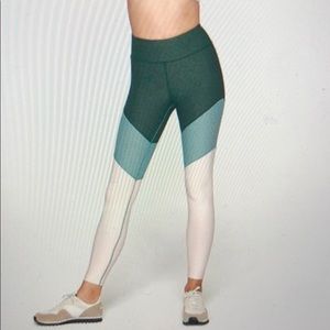 Outdoor Voices 7/8 Spring Leggings